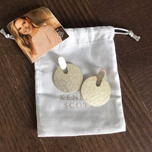 Kendra Scott- Gold Didi (never worn)
